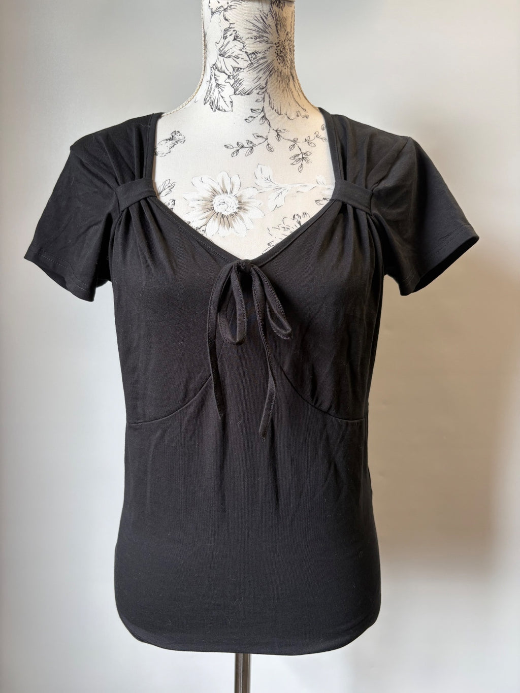 Banned retro black top / L