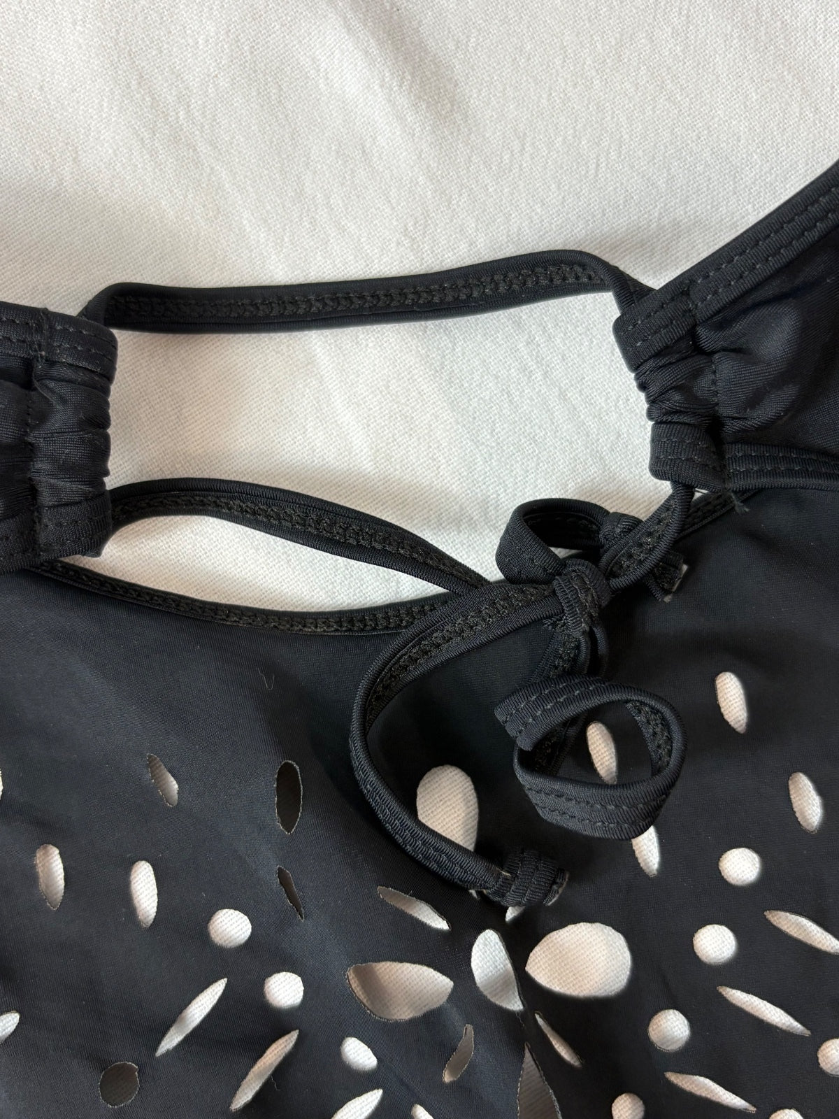 Boohoo black one-piece / 14