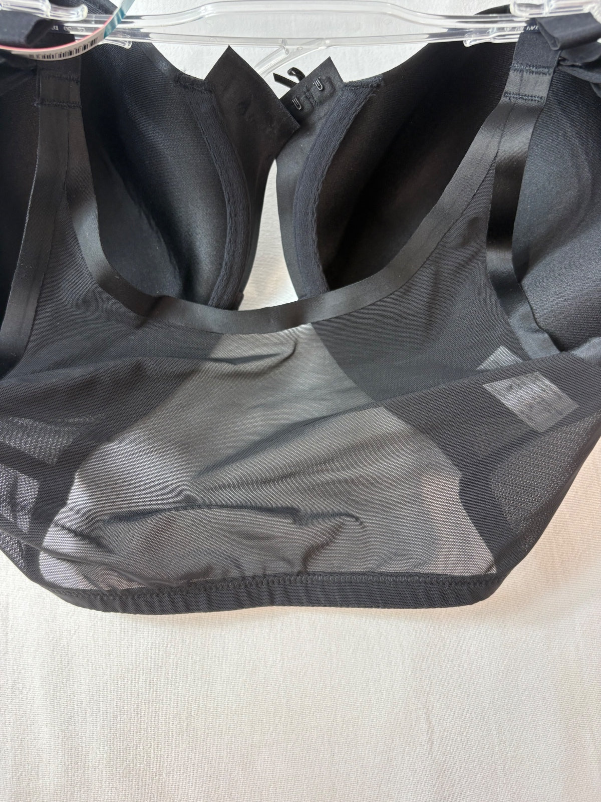 Black Spanx bra / 38 E