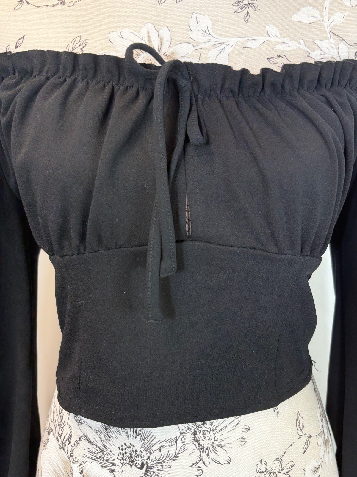 New Look black off the shoulder top / 10