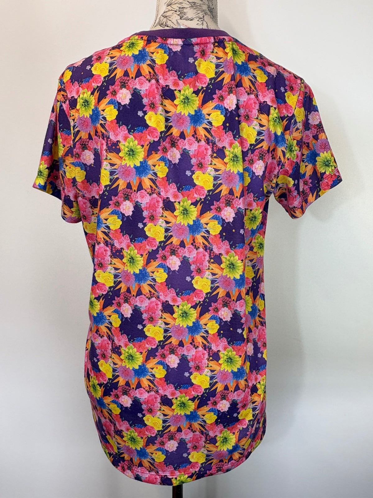 Adidas floral top / 14-15 yrs