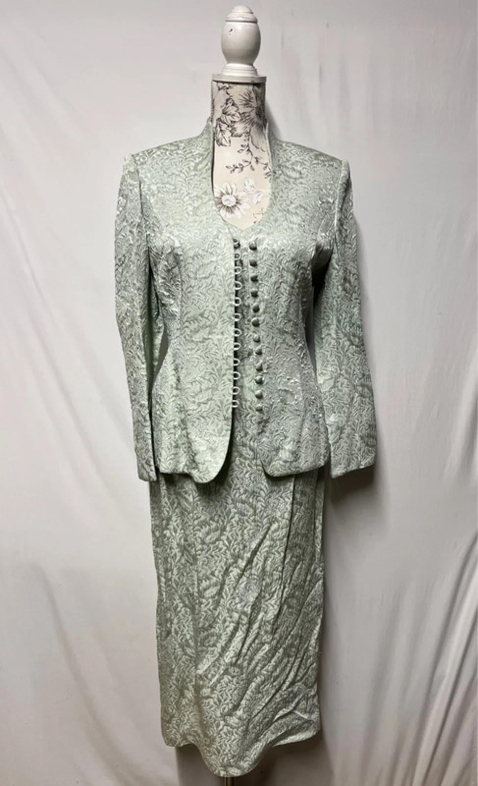 Vintage Light Green Jacquard Skirt Suit with Button Front Jacket