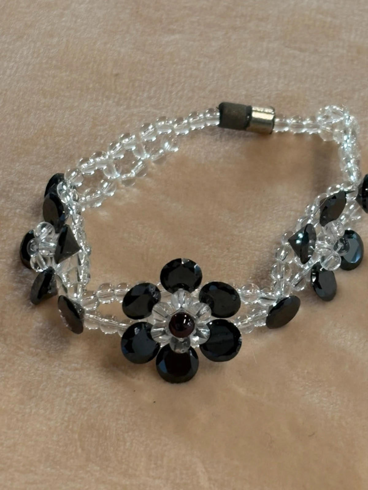 Vintage crystal effect flower bracelet