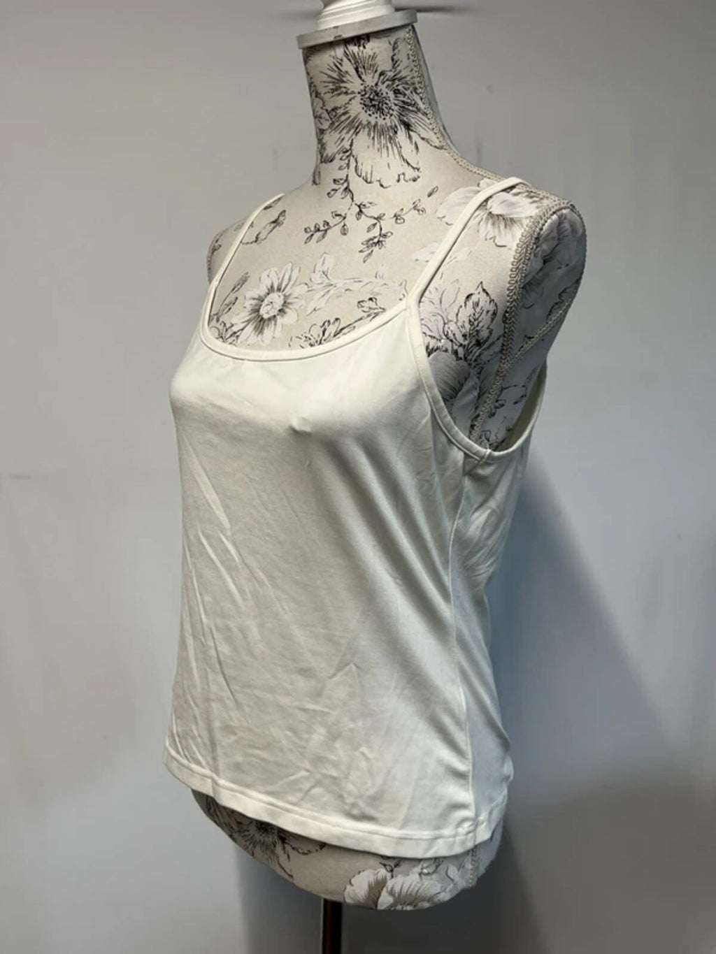 Wallis | 16 | White vest top