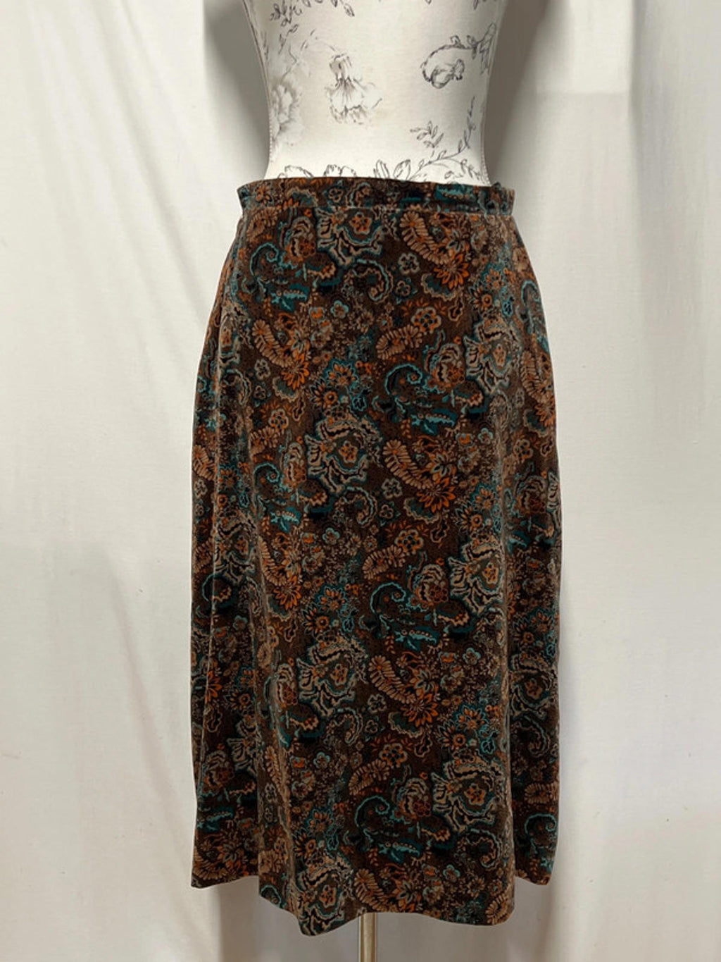 Vintage German Velvet Skirt | 16