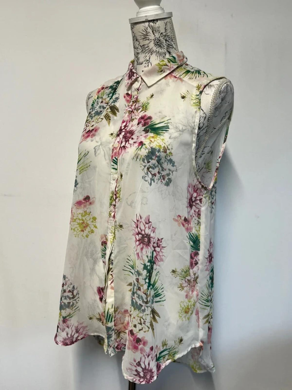 H&M | 16 | Floral vest top