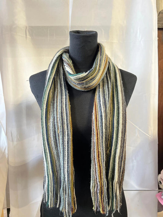 Vintage Style Multicolored Knit Scarf