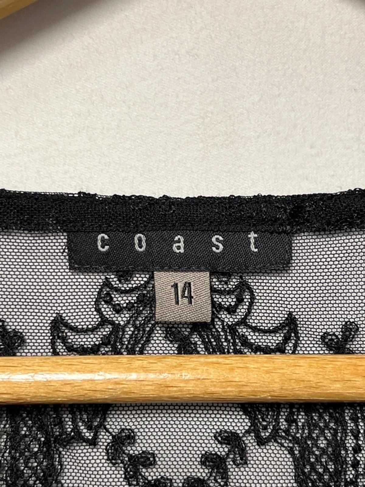 Vintage Coast | 14 | Black lace top