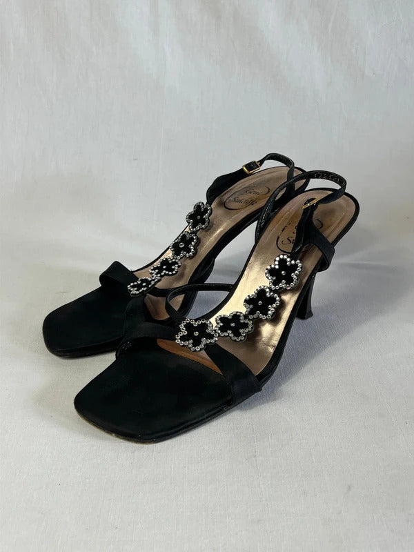 Gene Sutcliffe | Size 6 | Black Y2K Classic floral heels