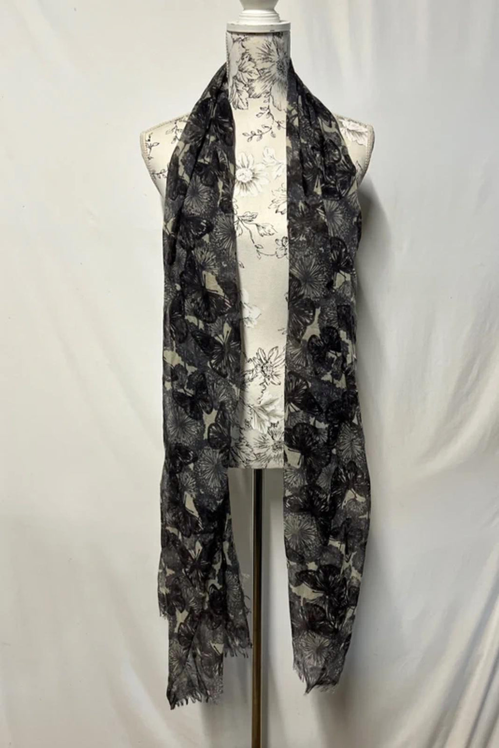 Vintage-Style Ladies Scarf | Butterflies / Navy