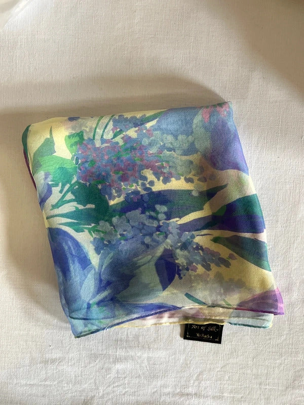 Vintage Tie Rack | The Art Of Silk | Hydrangea themed silk scarf