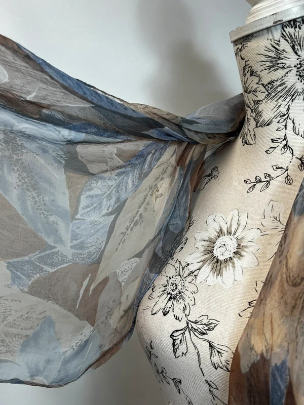 Ladies vintage sheer scarf in brown/blue