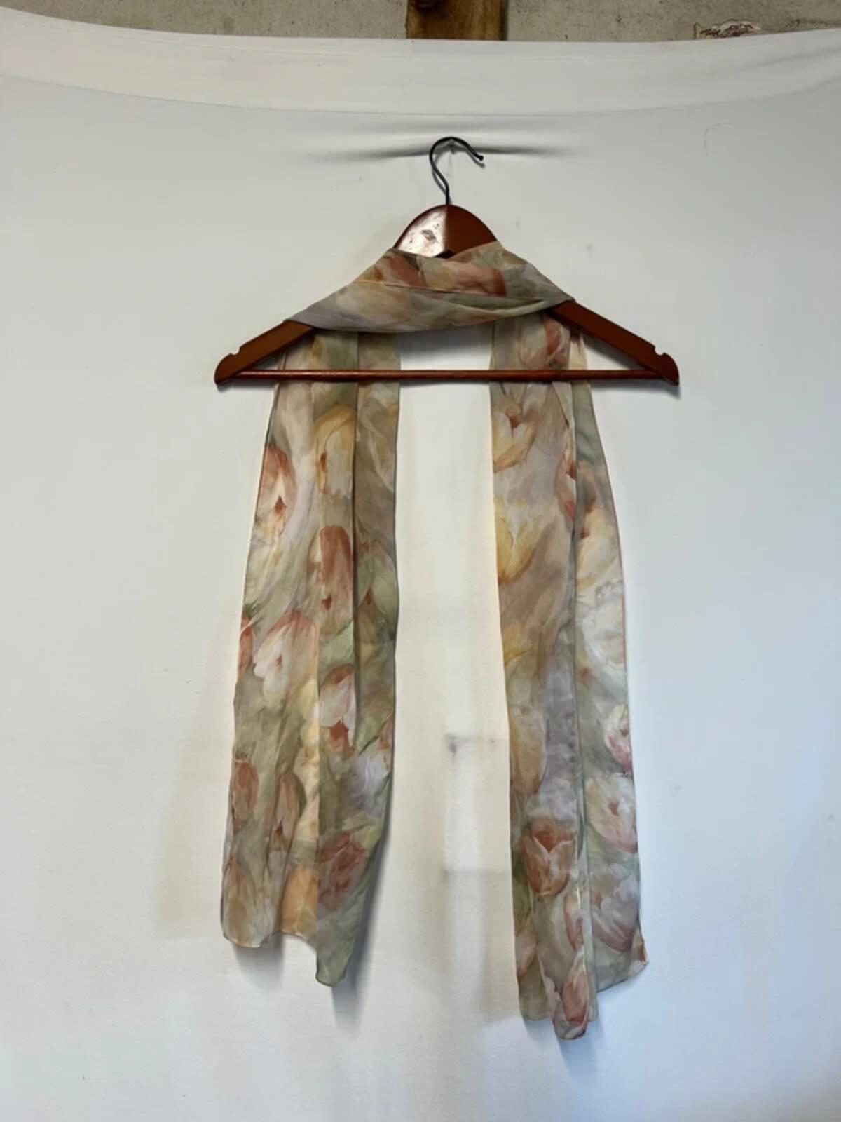 Vintage-style ladies scarf |  Abstract Floral