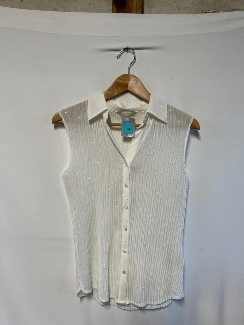 Marks and Spencer’s | 14 | Chic sheer white embroidered classic vest/blouse