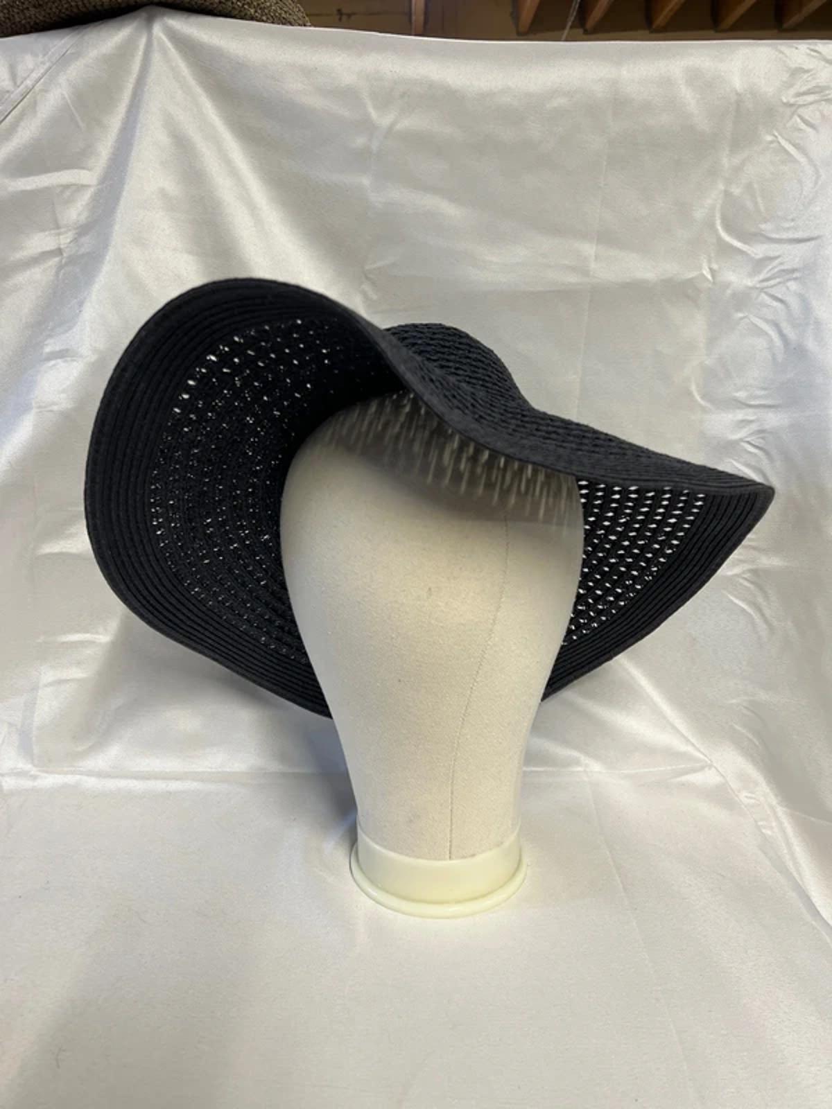 Accessorize | Packable Hat | Navy | Summer/Shade Hat