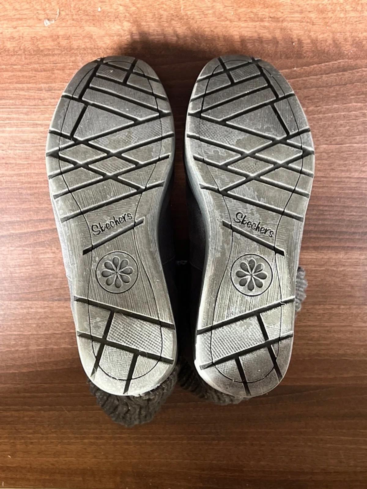 Skechers Australia Boots | 7 | Like New