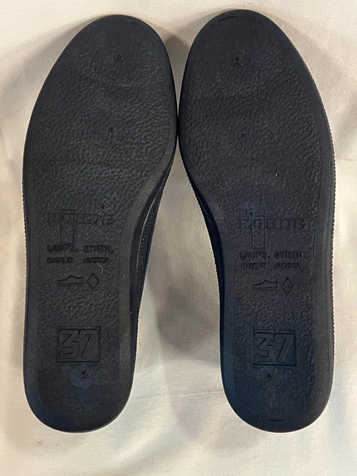 Vintage Rohde Navy Moccasins/Slippers | Size 4 | Brand New