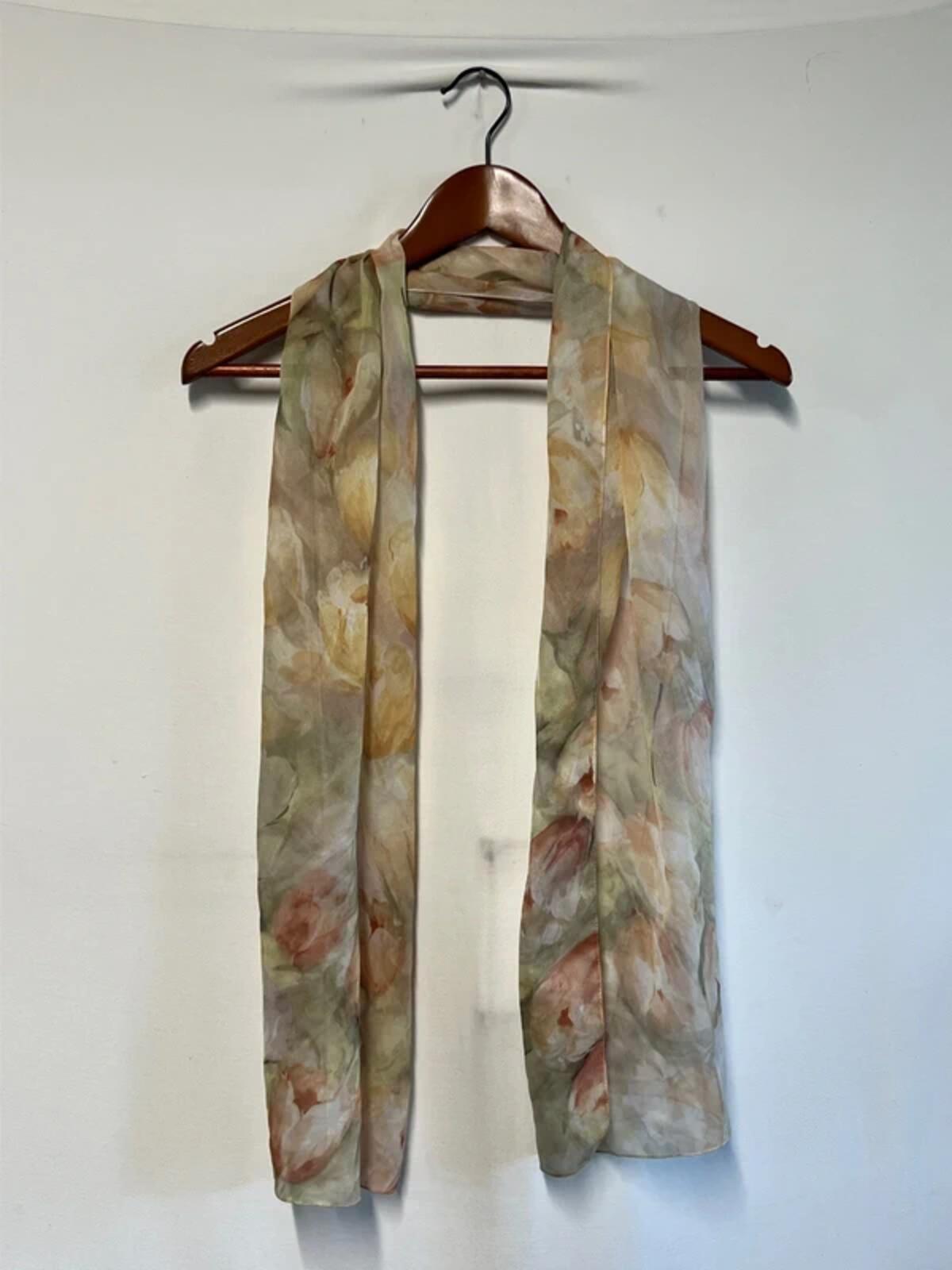 Vintage-style ladies scarf |  Abstract Floral