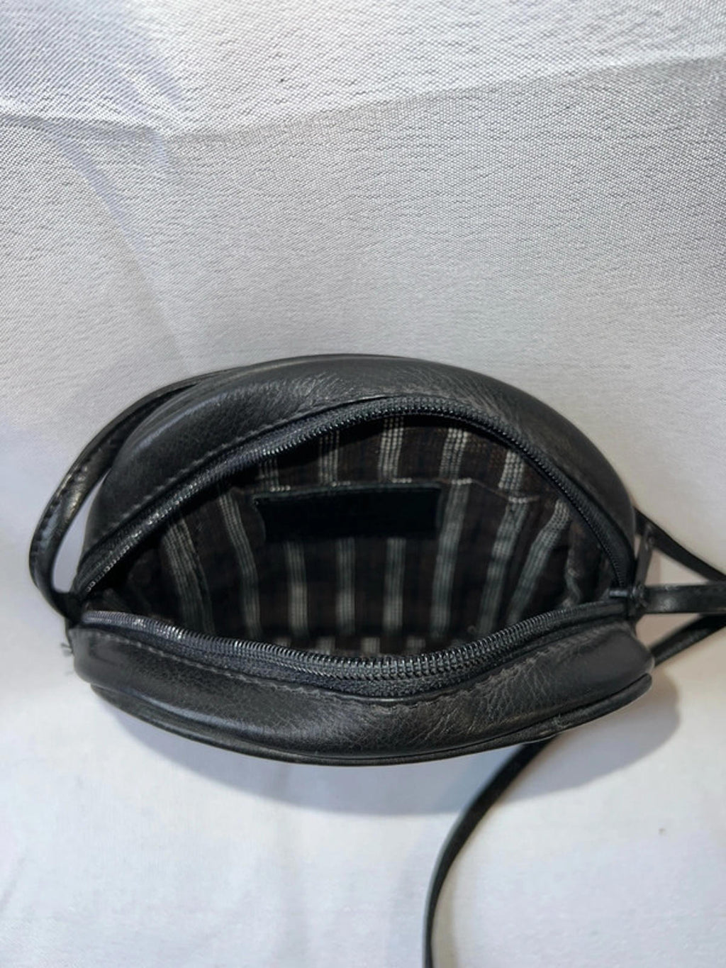 Arrogance | Black Leather Shoulderbag/crossbodybag