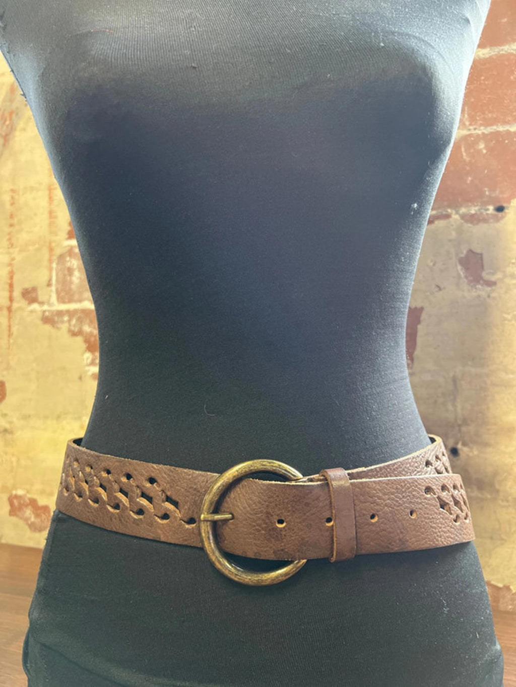 Vintage Un Deux Trois Belt | 34” | Brown Calfskin | Brass buckle