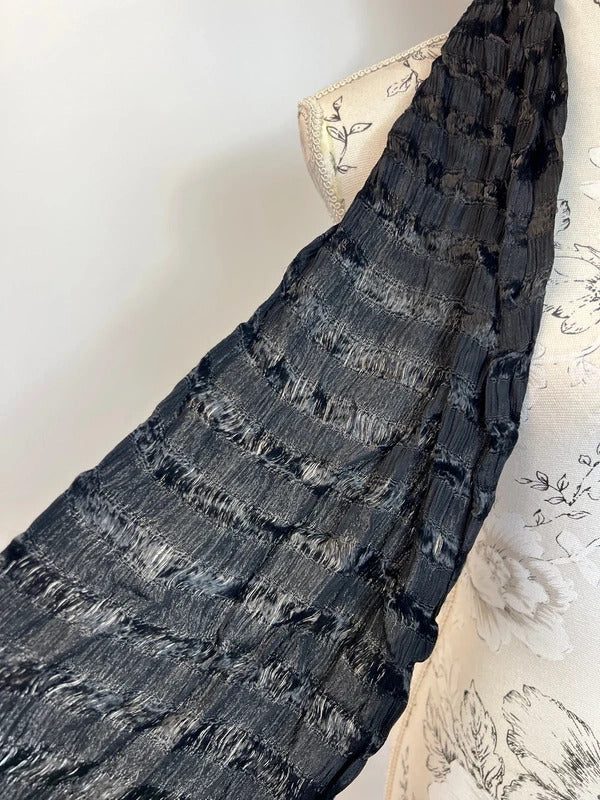 Ladies vintage-style retro scarf | Black textured scarf