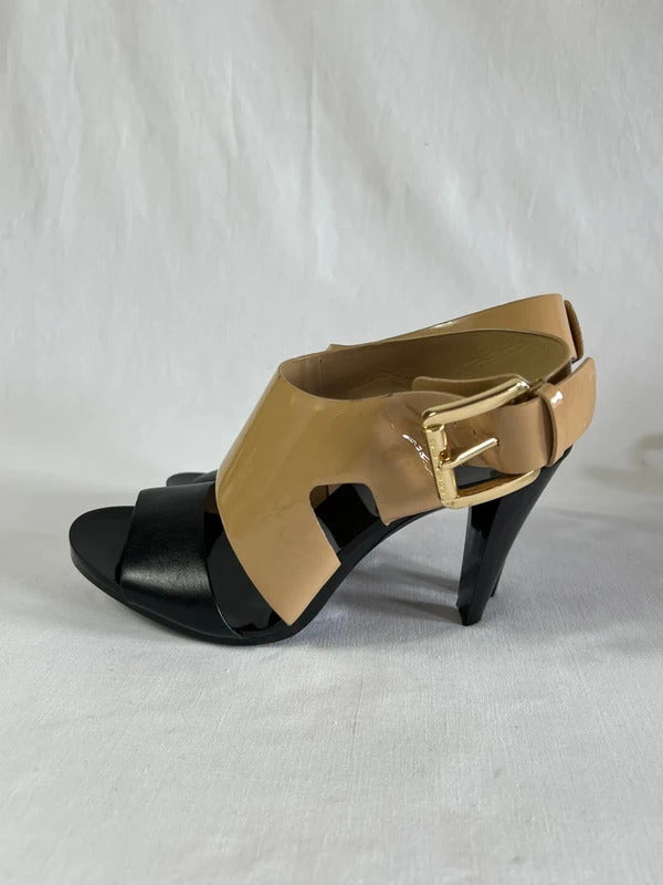 Michael Kors | Size 3 | Essential Black and Beige Heels