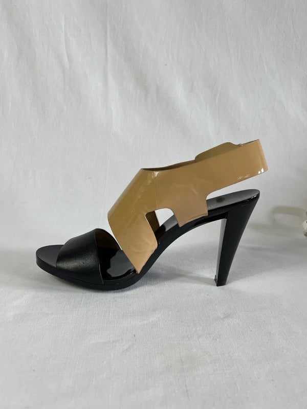 Michael Kors | Size 3 | Essential Black and Beige Heels
