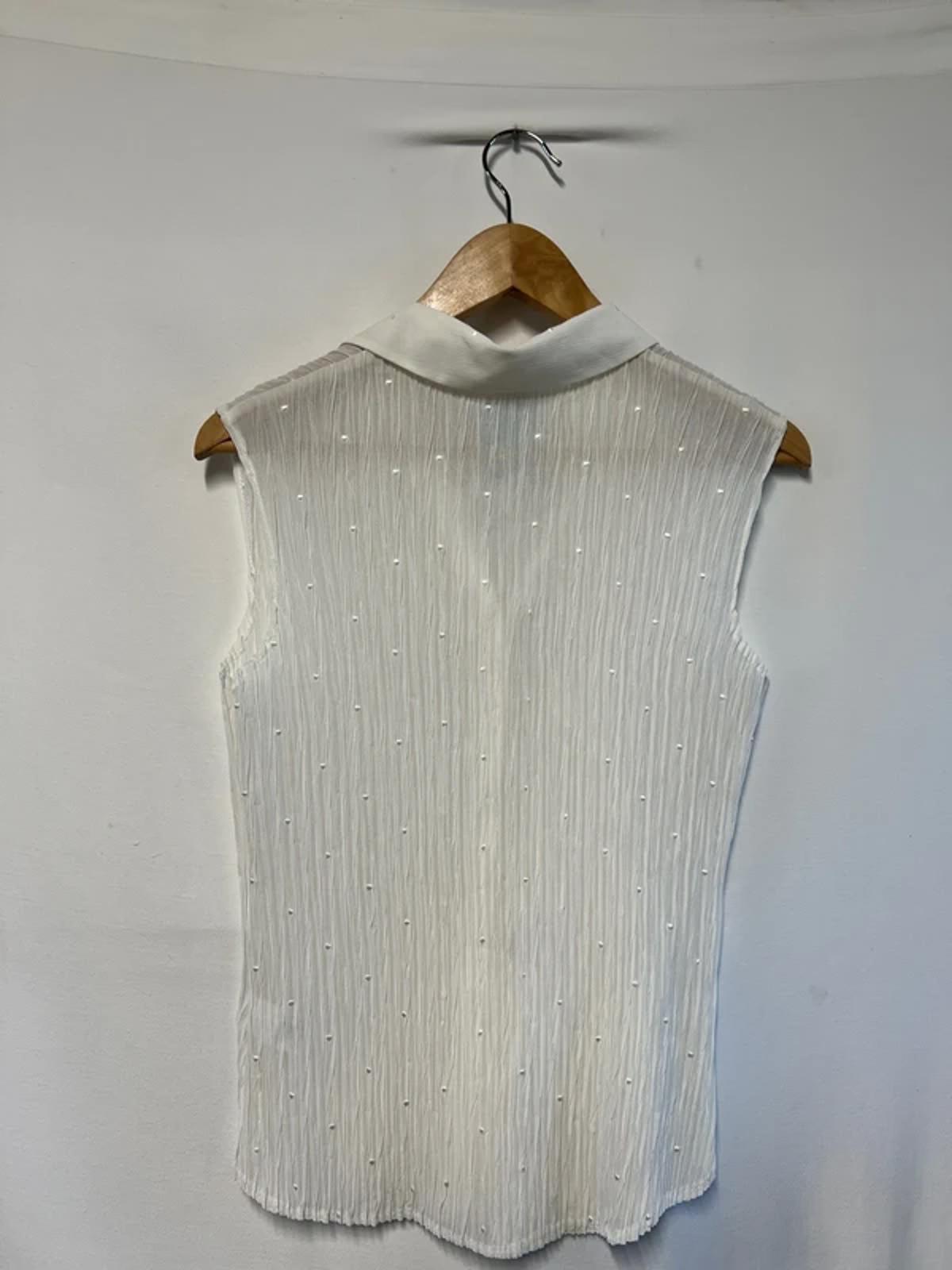 Marks and Spencer’s | 14 | Chic sheer white embroidered classic vest/blouse