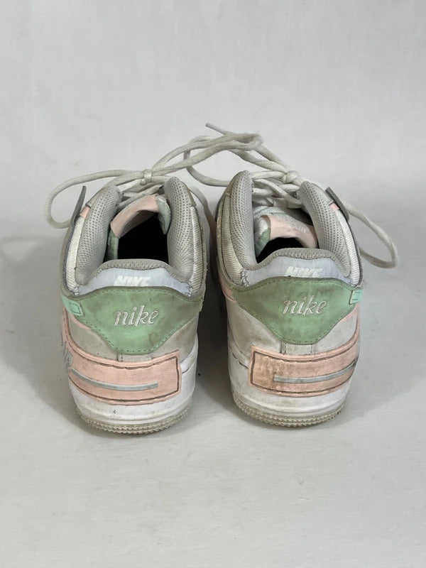Nike Air | Size 5 | White and pink trainers