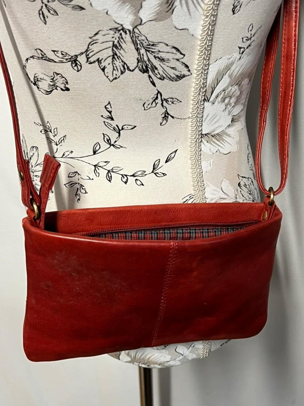 Red Rowallan Shoulderbag | Good Condition