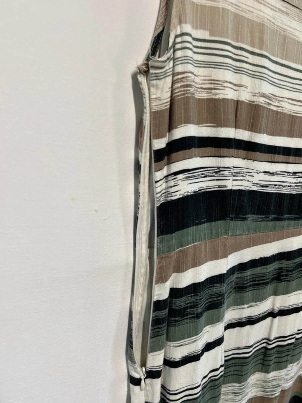 Maine | 14 | Stripes brown/ Khaki dress