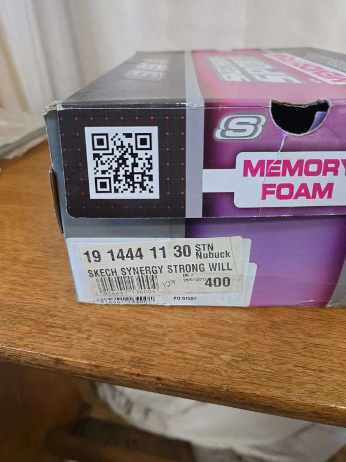 Brand new in Box Sketchers Synergy strong will Nubuck ankle boots size 7