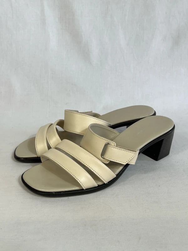 M&S Footglove | Size 5.5 | Classic Cream open toed sandals