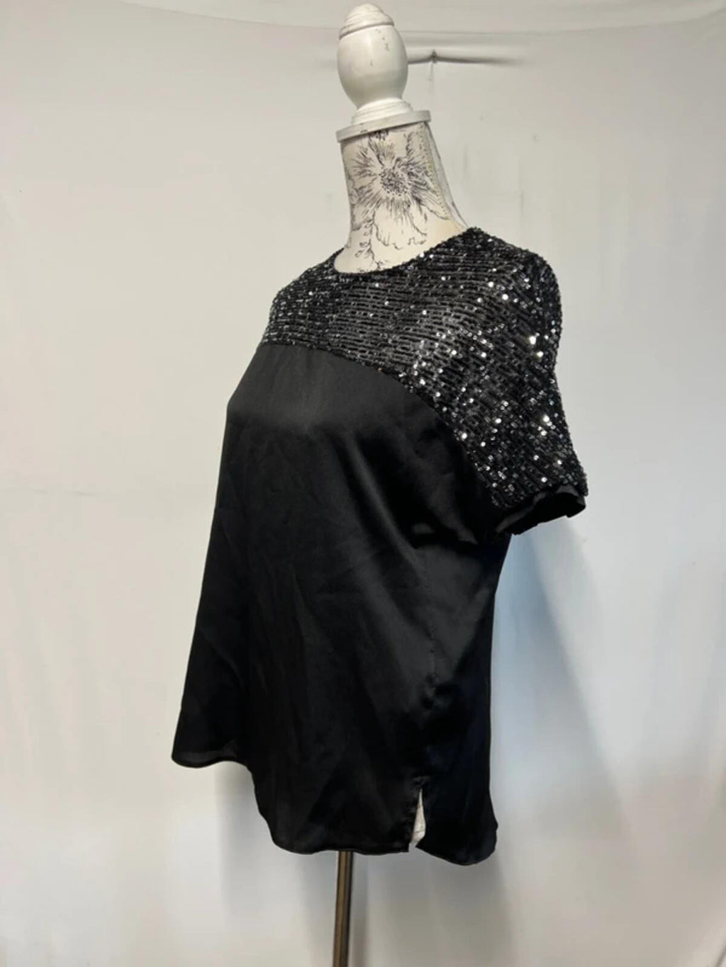 Dorothy Perkins | 8 | Black sparkly top |