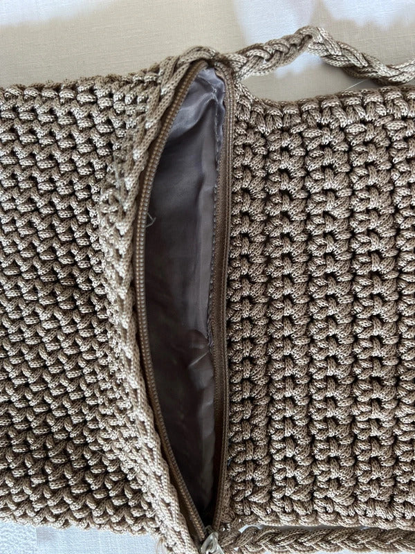 Ladies beige woven/knit style shoulderbag