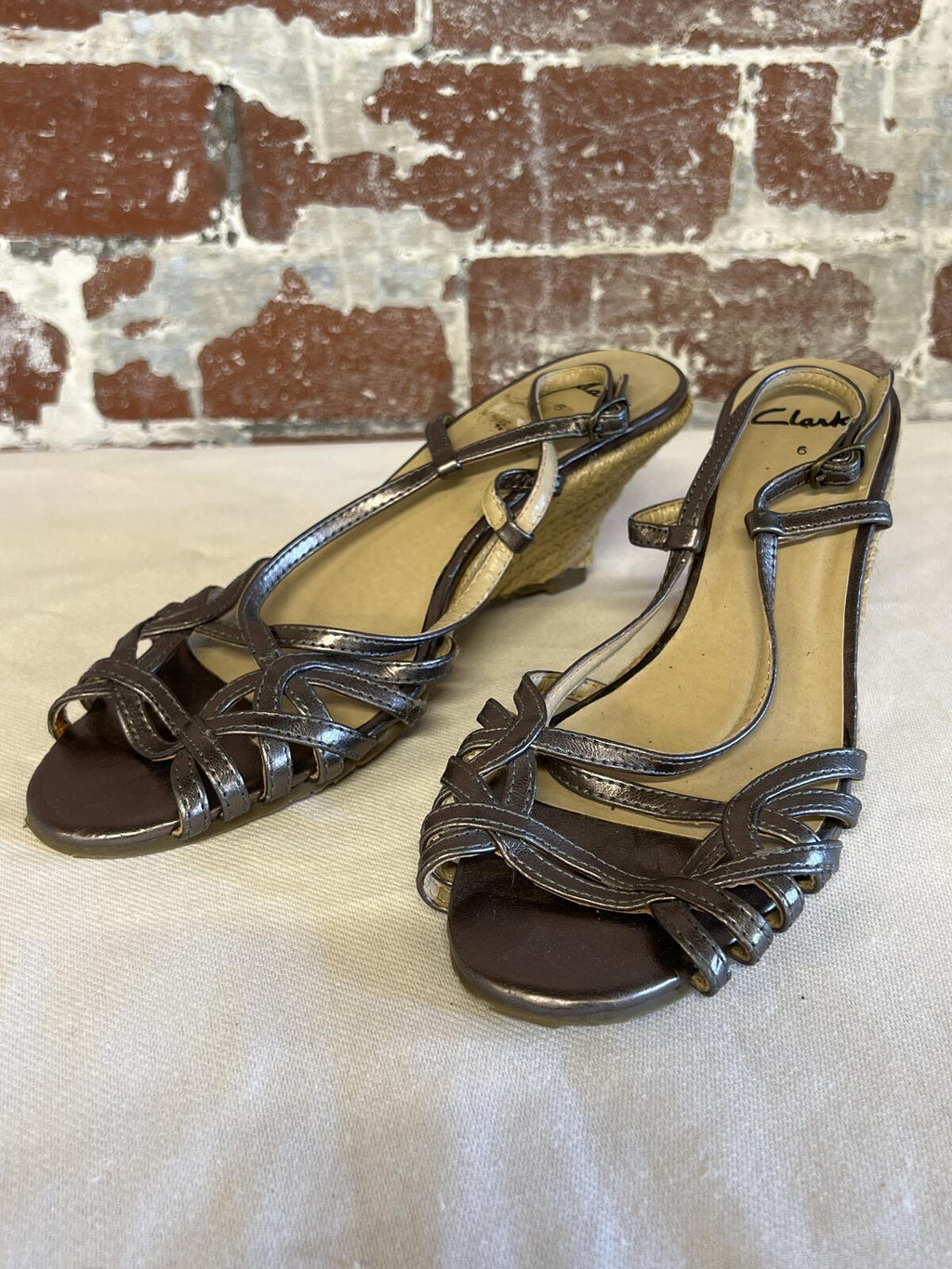 Clarks | 6 | Silver leather sandals with hessian heel