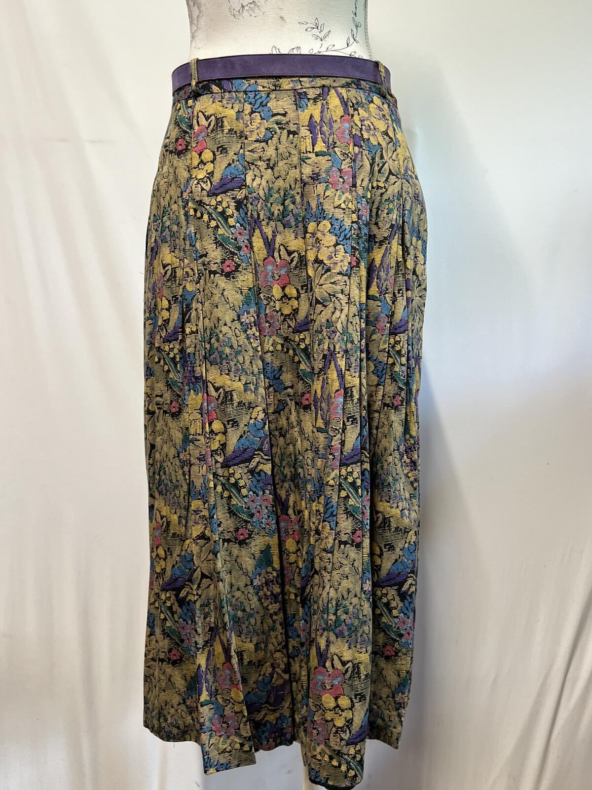 Betty Barclay | Size 14 | Colourful Pleated Maxi Skirt