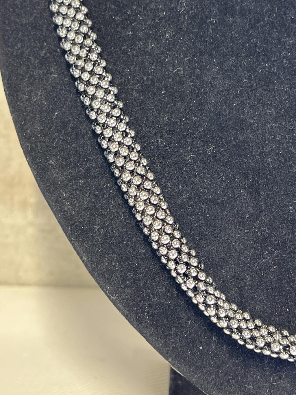 Thick silver tone necklace