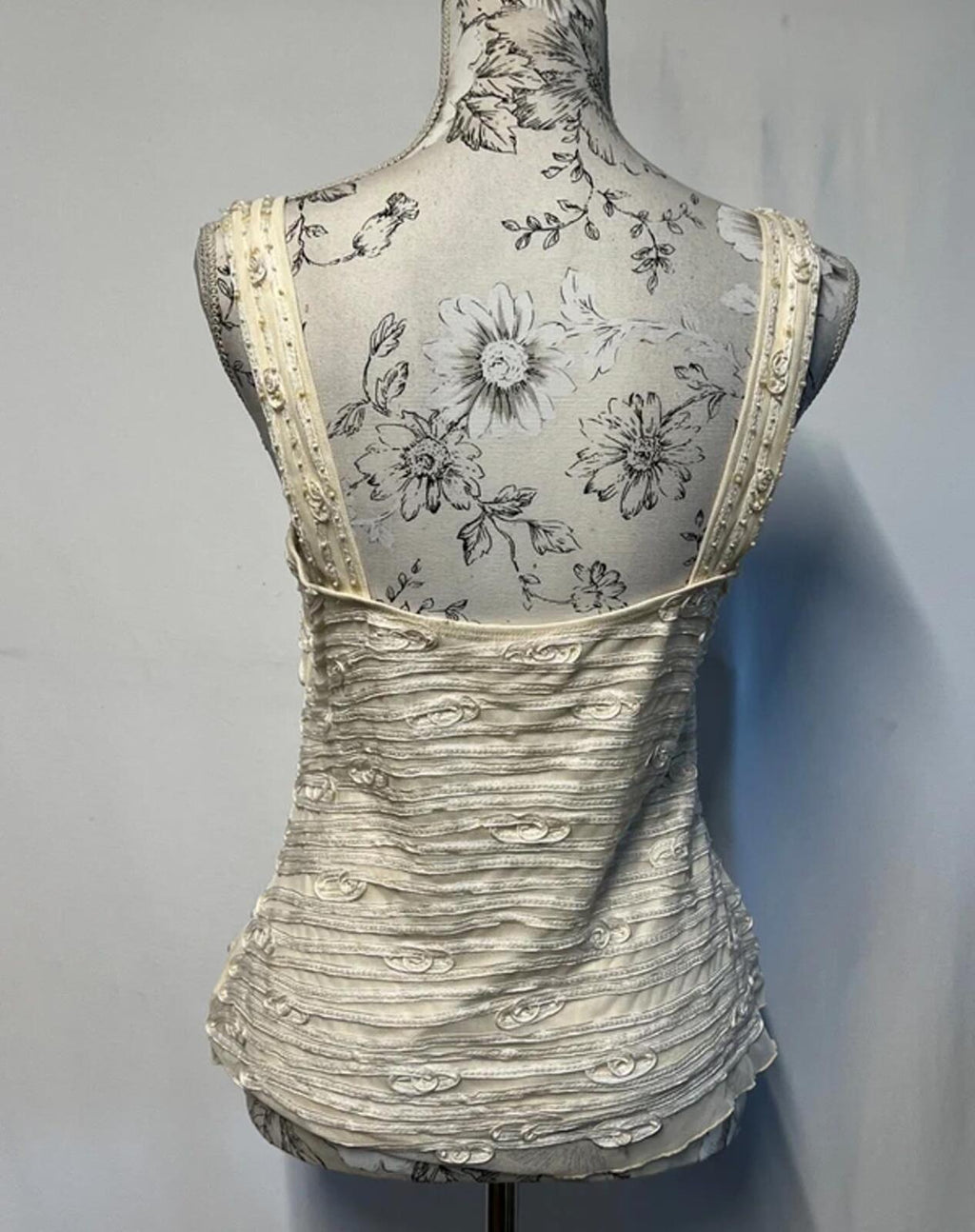 Phase Eight  | Size 14| Y2K Vintage Embroidered cream vest top